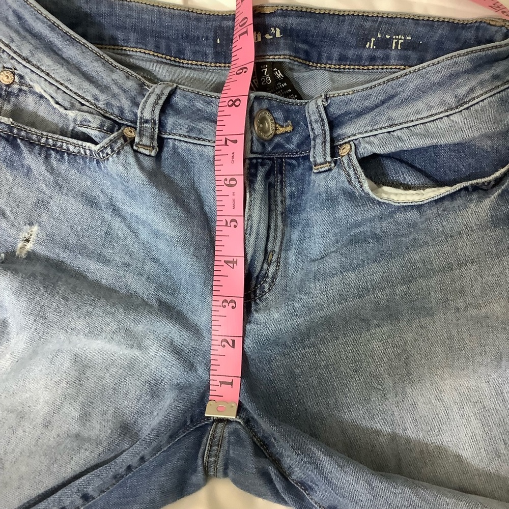 Rewash Womens Size 7 Distressed Raw Hem Stretch Mid Rise Jeans 28”x25” - Picture 8 of 9